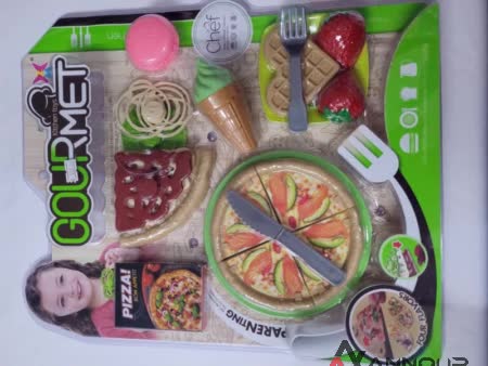 <span style='position: fixed;top: 500px;left: calc( 550px + (100vw - 600px)/2);'><img style='visibility: inherit; height:100px;' src='assets/promotion.png'></span>
<table width='100%' border='0'>
  <tr>
    <td style='padding: 5px;width: 70%;background-color:#ec0d0d;vertical-align: middle;font-size:35px;height: 102px;border-radius: 20px;'>Gourmet Kitchen Toys</td>
    <td class='watch' align='center' style='position: fixed; background-image:url(assets/price.png);background-size: cover;
    font-size: 45px;
    top: 645px;
    left: calc( 460px + (100vw - 600px)/2);
    width: 245px;
    height: 200px;
    text-align: -webkit-center;
    vertical-align: middle;'><div style='padding-top: 60px;transform: rotate(7deg);'><span style='color:#ccc;text-decoration-line: line-through;'>130  R </span><br>78  R</span></div></td>    
  </tr>
</table>