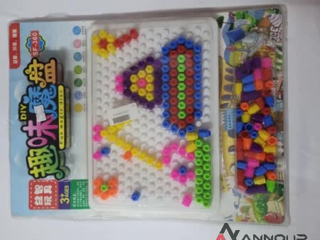 <span style='position: fixed;top: 500px;left: calc( 550px + (100vw - 600px)/2);'></span>
<table width='100%' border='0'>
  <tr>
    <td style='padding: 5px;width: 70%;background-color:#ec0d0d;vertical-align: middle;font-size:35px;height: 102px;border-radius: 20px;'>Fun Magic Disk</td>
    <td class='watch' align='center' style='position: fixed; background-image:url(assets/price.png);background-size: cover;
    font-size: 45px;
    top: 645px;
    left: calc( 460px + (100vw - 600px)/2);
    width: 245px;
    height: 200px;
    text-align: -webkit-center;
    vertical-align: middle;'><div style='padding-top: 90px;transform: rotate(7deg);'><span>50  R</span></div></td>    
  </tr>
</table>