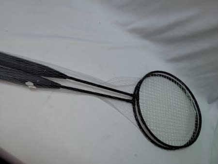 <span style='position: fixed;top: 500px;left: calc( 550px + (100vw - 600px)/2);'></span>
<table width='100%' border='0'>
  <tr>
    <td style='padding: 5px;width: 70%;background-color:#ec0d0d;vertical-align: middle;font-size:35px;height: 102px;border-radius: 20px;'>metal rackets</td>
    <td class='watch' align='center' style='position: fixed; background-image:url(assets/price.png);background-size: cover;
    font-size: 45px;
    top: 645px;
    left: calc( 460px + (100vw - 600px)/2);
    width: 245px;
    height: 200px;
    text-align: -webkit-center;
    vertical-align: middle;'><div style='padding-top: 90px;transform: rotate(7deg);'><span>35  R</span></div></td>    
  </tr>
</table>
