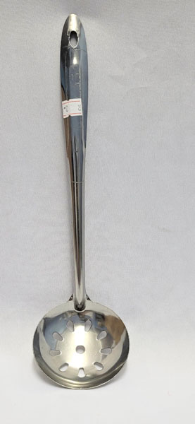 <span style='position: fixed;top: 500px;left: calc( 550px + (100vw - 600px)/2);'></span>
<table width='100%' border='0'>
  <tr>
    <td style='padding: 5px;width: 70%;background-color:#ec0d0d;vertical-align: middle;font-size:35px;height: 102px;border-radius: 20px;'>Small Slotted Spoon</td>
    <td class='watch' align='center' style='position: fixed; background-image:url(assets/price.png);background-size: cover;
    font-size: 45px;
    top: 645px;
    left: calc( 460px + (100vw - 600px)/2);
    width: 245px;
    height: 200px;
    text-align: -webkit-center;
    vertical-align: middle;'><div style='padding-top: 90px;transform: rotate(7deg);'><span>8.00  R</span></div></td>    
  </tr>
</table>
