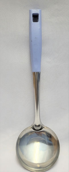 <span style='position: fixed;top: 500px;left: calc( 550px + (100vw - 600px)/2);'></span>
<table width='100%' border='0'>
  <tr>
    <td style='padding: 5px;width: 70%;background-color:#ec0d0d;vertical-align: middle;font-size:35px;height: 102px;border-radius: 20px;'>Soup Ladle With Purple Handle</td>
    <td class='watch' align='center' style='position: fixed; background-image:url(assets/price.png);background-size: cover;
    font-size: 45px;
    top: 645px;
    left: calc( 460px + (100vw - 600px)/2);
    width: 245px;
    height: 200px;
    text-align: -webkit-center;
    vertical-align: middle;'><div style='padding-top: 90px;transform: rotate(7deg);'><span>15.00  R</span></div></td>    
  </tr>
</table>