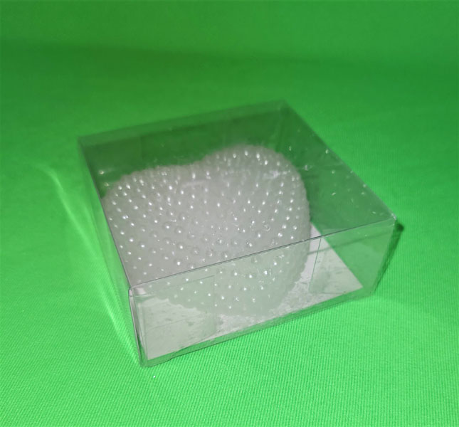<span style='position: fixed;top: 500px;left: calc( 550px + (100vw - 600px)/2);'></span>
<table width='100%' border='0'>
  <tr>
    <td style='padding: 5px;width: 70%;background-color:#ec0d0d;vertical-align: middle;font-size:35px;height: 102px;border-radius: 20px;'>Heart Shape Candle  XCLZ-038</td>
    <td class='watch' align='center' style='position: fixed; background-image:url(assets/price.png);background-size: cover;
    font-size: 45px;
    top: 645px;
    left: calc( 460px + (100vw - 600px)/2);
    width: 245px;
    height: 200px;
    text-align: -webkit-center;
    vertical-align: middle;'><div style='padding-top: 90px;transform: rotate(7deg);'><span>26.00  R</span></div></td>    
  </tr>
</table>