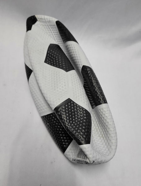 <span style='position: fixed;top: 500px;left: calc( 550px + (100vw - 600px)/2);'></span>
<table width='100%' border='0'>
  <tr>
    <td style='padding: 5px;width: 70%;background-color:#ec0d0d;vertical-align: middle;font-size:35px;height: 102px;border-radius: 20px;'>Soccer Ball Rubber Dimple</td>
    <td class='watch' align='center' style='position: fixed; background-image:url(assets/price.png);background-size: cover;
    font-size: 45px;
    top: 645px;
    left: calc( 460px + (100vw - 600px)/2);
    width: 245px;
    height: 200px;
    text-align: -webkit-center;
    vertical-align: middle;'><div style='padding-top: 90px;transform: rotate(7deg);'><span>60  R</span></div></td>    
  </tr>
</table>