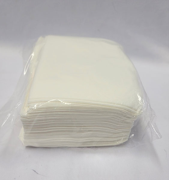 <span style='position: fixed;top: 500px;left: calc( 550px + (100vw - 600px)/2);'></span>
<table width='100%' border='0'>
  <tr>
    <td style='padding: 5px;width: 70%;background-color:#ec0d0d;vertical-align: middle;font-size:35px;height: 102px;border-radius: 20px;'>Plain White Serviettes 100Pcs</td>
    <td class='watch' align='center' style='position: fixed; background-image:url(assets/price.png);background-size: cover;
    font-size: 45px;
    top: 645px;
    left: calc( 460px + (100vw - 600px)/2);
    width: 245px;
    height: 200px;
    text-align: -webkit-center;
    vertical-align: middle;'><div style='padding-top: 90px;transform: rotate(7deg);'><span>9.00  R</span></div></td>    
  </tr>
</table>