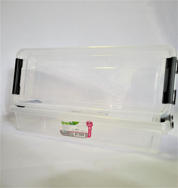 <span style='position: fixed;top: 500px;left: calc( 550px + (100vw - 600px)/2);'></span>
<table width='100%' border='0'>
  <tr>
    <td style='padding: 5px;width: 70%;background-color:#ec0d0d;vertical-align: middle;font-size:35px;height: 102px;border-radius: 20px;'>Grandbox Long Storage Box 02 1061</td>
    <td class='watch' align='center' style='position: fixed; background-image:url(assets/price.png);background-size: cover;
    font-size: 45px;
    top: 645px;
    left: calc( 460px + (100vw - 600px)/2);
    width: 245px;
    height: 200px;
    text-align: -webkit-center;
    vertical-align: middle;'><div style='padding-top: 90px;transform: rotate(7deg);'><span>93  R</span></div></td>    
  </tr>
</table>