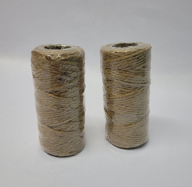 <span style='position: fixed;top: 500px;left: calc( 550px + (100vw - 600px)/2);'></span>
<table width='100%' border='0'>
  <tr>
    <td style='padding: 5px;width: 70%;background-color:#ec0d0d;vertical-align: middle;font-size:35px;height: 102px;border-radius: 20px;'>Brown String Roll</td>
    <td class='watch' align='center' style='position: fixed; background-image:url(assets/price.png);background-size: cover;
    font-size: 45px;
    top: 645px;
    left: calc( 460px + (100vw - 600px)/2);
    width: 245px;
    height: 200px;
    text-align: -webkit-center;
    vertical-align: middle;'><div style='padding-top: 90px;transform: rotate(7deg);'><span>25.00  R</span></div></td>    
  </tr>
</table>