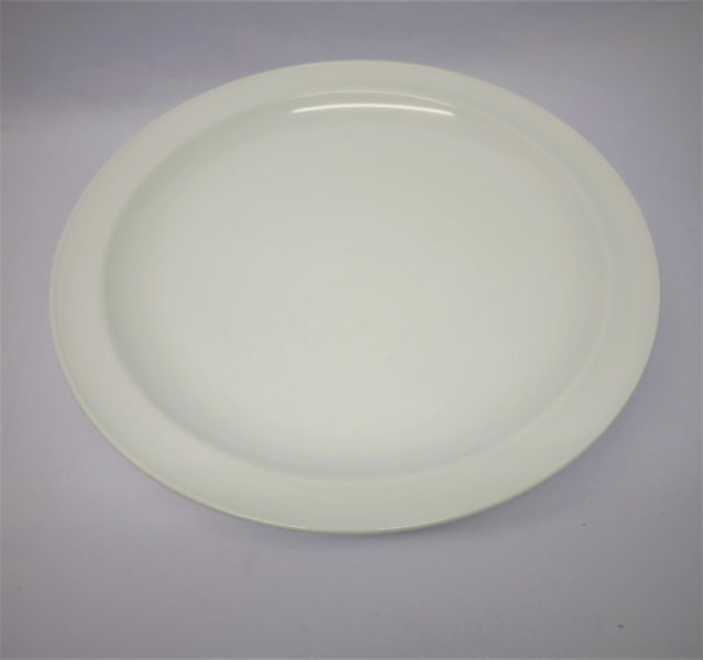 <span style='position: fixed;top: 500px;left: calc( 550px + (100vw - 600px)/2);'></span>
<table width='100%' border='0'>
  <tr>
    <td style='padding: 5px;width: 70%;background-color:#ec0d0d;vertical-align: middle;font-size:35px;height: 102px;border-radius: 20px;'>Evo Dinner Plate White 25cm</td>
    <td class='watch' align='center' style='position: fixed; background-image:url(assets/price.png);background-size: cover;
    font-size: 45px;
    top: 645px;
    left: calc( 460px + (100vw - 600px)/2);
    width: 245px;
    height: 200px;
    text-align: -webkit-center;
    vertical-align: middle;'><div style='padding-top: 90px;transform: rotate(7deg);'><span>17.00  R</span></div></td>    
  </tr>
</table>