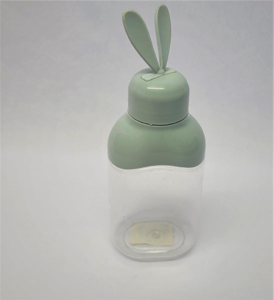 <span style='position: fixed;top: 500px;left: calc( 550px + (100vw - 600px)/2);'></span>
<table width='100%' border='0'>
  <tr>
    <td style='padding: 5px;width: 70%;background-color:#ec0d0d;vertical-align: middle;font-size:35px;height: 102px;border-radius: 20px;'>Bunny Ears Bottle No.213181</td>
    <td class='watch' align='center' style='position: fixed; background-image:url(assets/price.png);background-size: cover;
    font-size: 45px;
    top: 645px;
    left: calc( 460px + (100vw - 600px)/2);
    width: 245px;
    height: 200px;
    text-align: -webkit-center;
    vertical-align: middle;'><div style='padding-top: 90px;transform: rotate(7deg);'><span>35.00  R</span></div></td>    
  </tr>
</table>
