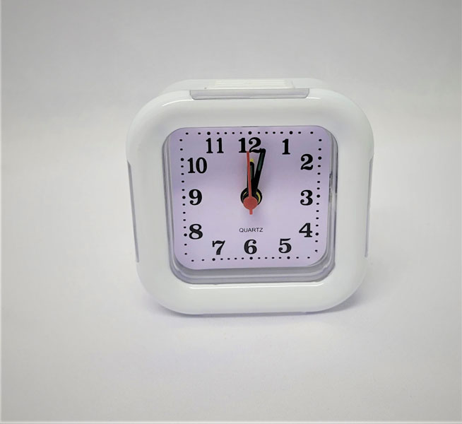 <span style='position: fixed;top: 500px;left: calc( 550px + (100vw - 600px)/2);'></span>
<table width='100%' border='0'>
  <tr>
    <td style='padding: 5px;width: 70%;background-color:#ec0d0d;vertical-align: middle;font-size:35px;height: 102px;border-radius: 20px;'>Quartz Alarm Clock</td>
    <td class='watch' align='center' style='position: fixed; background-image:url(assets/price.png);background-size: cover;
    font-size: 45px;
    top: 645px;
    left: calc( 460px + (100vw - 600px)/2);
    width: 245px;
    height: 200px;
    text-align: -webkit-center;
    vertical-align: middle;'><div style='padding-top: 90px;transform: rotate(7deg);'><span>36.00  R</span></div></td>    
  </tr>
</table>