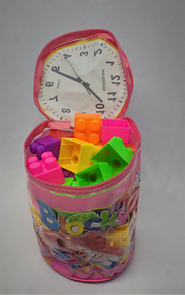 <span style='position: fixed;top: 500px;left: calc( 550px + (100vw - 600px)/2);'></span>
<table width='100%' border='0'>
  <tr>
    <td style='padding: 5px;width: 70%;background-color:#ec0d0d;vertical-align: middle;font-size:35px;height: 102px;border-radius: 20px;'>Blocks Round Pack 49pcs NO.1168-72</td>
    <td class='watch' align='center' style='position: fixed; background-image:url(assets/price.png);background-size: cover;
    font-size: 45px;
    top: 645px;
    left: calc( 460px + (100vw - 600px)/2);
    width: 245px;
    height: 200px;
    text-align: -webkit-center;
    vertical-align: middle;'><div style='padding-top: 90px;transform: rotate(7deg);'><span>90.00  R</span></div></td>    
  </tr>
</table>