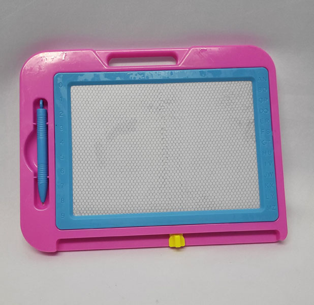 <span style='position: fixed;top: 500px;left: calc( 550px + (100vw - 600px)/2);'></span>
<table width='100%' border='0'>
  <tr>
    <td style='padding: 5px;width: 70%;background-color:#ec0d0d;vertical-align: middle;font-size:35px;height: 102px;border-radius: 20px;'>Xiao Cao Ren Drawing & Writing Board NO:9812</td>
    <td class='watch' align='center' style='position: fixed; background-image:url(assets/price.png);background-size: cover;
    font-size: 45px;
    top: 645px;
    left: calc( 460px + (100vw - 600px)/2);
    width: 245px;
    height: 200px;
    text-align: -webkit-center;
    vertical-align: middle;'><div style='padding-top: 90px;transform: rotate(7deg);'><span>32.00  R</span></div></td>    
  </tr>
</table>