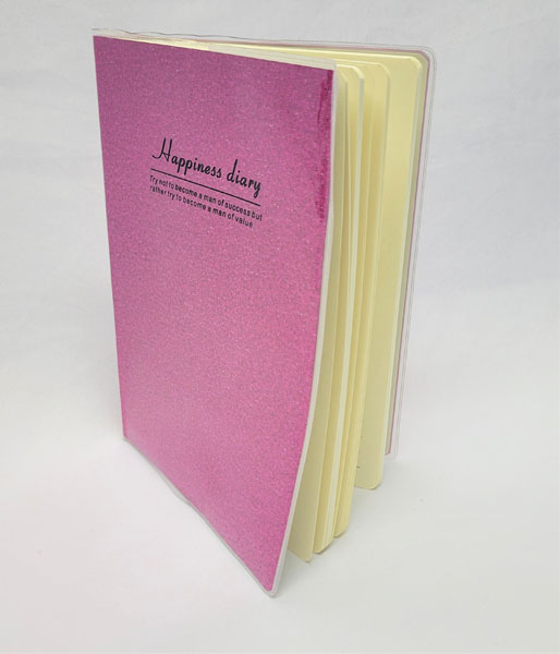 <span style='position: fixed;top: 500px;left: calc( 550px + (100vw - 600px)/2);'></span>
<table width='100%' border='0'>
  <tr>
    <td style='padding: 5px;width: 70%;background-color:#ec0d0d;vertical-align: middle;font-size:35px;height: 102px;border-radius: 20px;'>Happiness Diary 51362</td>
    <td class='watch' align='center' style='position: fixed; background-image:url(assets/price.png);background-size: cover;
    font-size: 45px;
    top: 645px;
    left: calc( 460px + (100vw - 600px)/2);
    width: 245px;
    height: 200px;
    text-align: -webkit-center;
    vertical-align: middle;'><div style='padding-top: 90px;transform: rotate(7deg);'><span>26.00  R</span></div></td>    
  </tr>
</table>