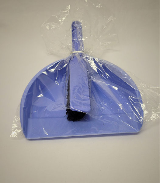 <span style='position: fixed;top: 500px;left: calc( 550px + (100vw - 600px)/2);'></span>
<table width='100%' border='0'>
  <tr>
    <td style='padding: 5px;width: 70%;background-color:#ec0d0d;vertical-align: middle;font-size:35px;height: 102px;border-radius: 20px;'>Broom & Scoop Set H-20012</td>
    <td class='watch' align='center' style='position: fixed; background-image:url(assets/price.png);background-size: cover;
    font-size: 45px;
    top: 645px;
    left: calc( 460px + (100vw - 600px)/2);
    width: 245px;
    height: 200px;
    text-align: -webkit-center;
    vertical-align: middle;'><div style='padding-top: 90px;transform: rotate(7deg);'><span>15.00  R</span></div></td>    
  </tr>
</table>