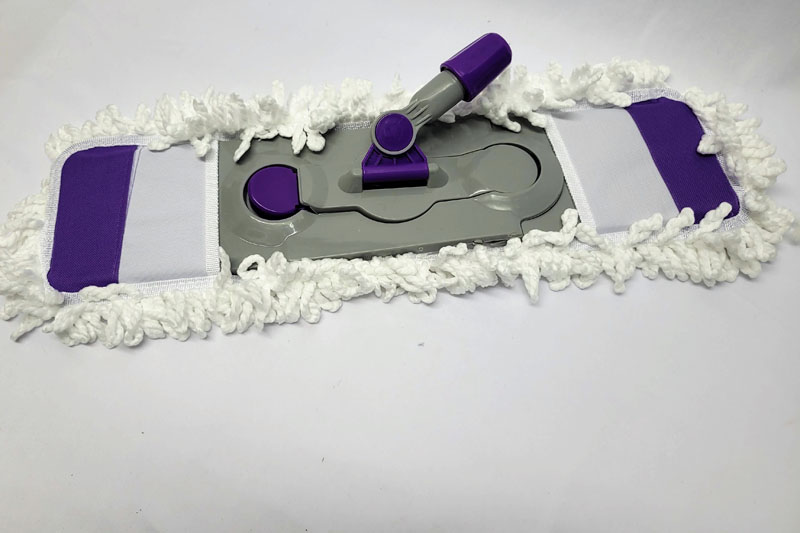 <span style='position: fixed;top: 500px;left: calc( 550px + (100vw - 600px)/2);'></span>
<table width='100%' border='0'>
  <tr>
    <td style='padding: 5px;width: 70%;background-color:#ec0d0d;vertical-align: middle;font-size:35px;height: 102px;border-radius: 20px;'>Fluffy Mop (Purple)</td>
    <td class='watch' align='center' style='position: fixed; background-image:url(assets/price.png);background-size: cover;
    font-size: 45px;
    top: 645px;
    left: calc( 460px + (100vw - 600px)/2);
    width: 245px;
    height: 200px;
    text-align: -webkit-center;
    vertical-align: middle;'><div style='padding-top: 90px;transform: rotate(7deg);'><span>120.00  R</span></div></td>    
  </tr>
</table>