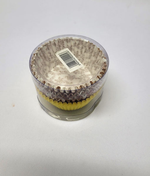 <span style='position: fixed;top: 500px;left: calc( 550px + (100vw - 600px)/2);'></span>
<table width='100%' border='0'>
  <tr>
    <td style='padding: 5px;width: 70%;background-color:#ec0d0d;vertical-align: middle;font-size:35px;height: 102px;border-radius: 20px;'>Colorful Cupcake Holders 100pc</td>
    <td class='watch' align='center' style='position: fixed; background-image:url(assets/price.png);background-size: cover;
    font-size: 45px;
    top: 645px;
    left: calc( 460px + (100vw - 600px)/2);
    width: 245px;
    height: 200px;
    text-align: -webkit-center;
    vertical-align: middle;'><div style='padding-top: 90px;transform: rotate(7deg);'><span>20.00  R</span></div></td>    
  </tr>
</table>