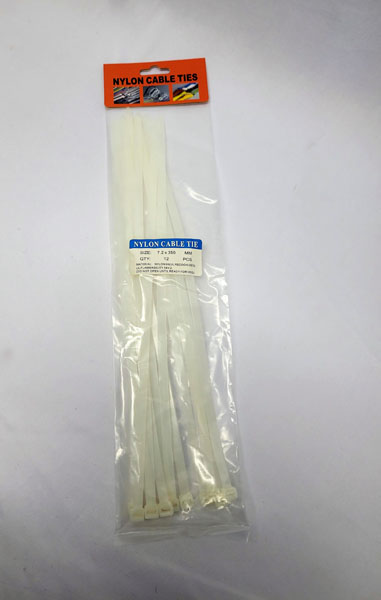 <span style='position: fixed;top: 500px;left: calc( 550px + (100vw - 600px)/2);'></span>
<table width='100%' border='0'>
  <tr>
    <td style='padding: 5px;width: 70%;background-color:#ec0d0d;vertical-align: middle;font-size:35px;height: 102px;border-radius: 20px;'>Nylon Cable Tie 12pcs 7.2x350mm</td>
    <td class='watch' align='center' style='position: fixed; background-image:url(assets/price.png);background-size: cover;
    font-size: 45px;
    top: 645px;
    left: calc( 460px + (100vw - 600px)/2);
    width: 245px;
    height: 200px;
    text-align: -webkit-center;
    vertical-align: middle;'><div style='padding-top: 90px;transform: rotate(7deg);'><span>18.00  R</span></div></td>    
  </tr>
</table>