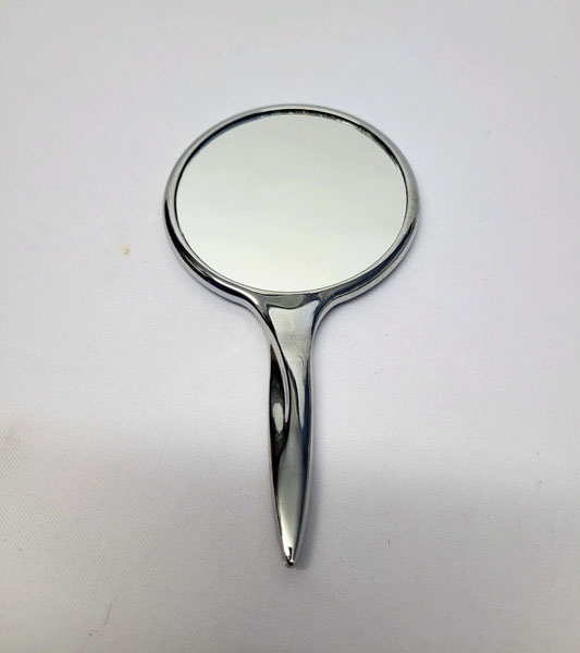 <span style='position: fixed;top: 500px;left: calc( 550px + (100vw - 600px)/2);'></span>
<table width='100%' border='0'>
  <tr>
    <td style='padding: 5px;width: 70%;background-color:#ec0d0d;vertical-align: middle;font-size:35px;height: 102px;border-radius: 20px;'>Luxurious Handle Mirror (Today is awesome ) D4944-4</td>
    <td class='watch' align='center' style='position: fixed; background-image:url(assets/price.png);background-size: cover;
    font-size: 45px;
    top: 645px;
    left: calc( 460px + (100vw - 600px)/2);
    width: 245px;
    height: 200px;
    text-align: -webkit-center;
    vertical-align: middle;'><div style='padding-top: 90px;transform: rotate(7deg);'><span>30.00  R</span></div></td>    
  </tr>
</table>