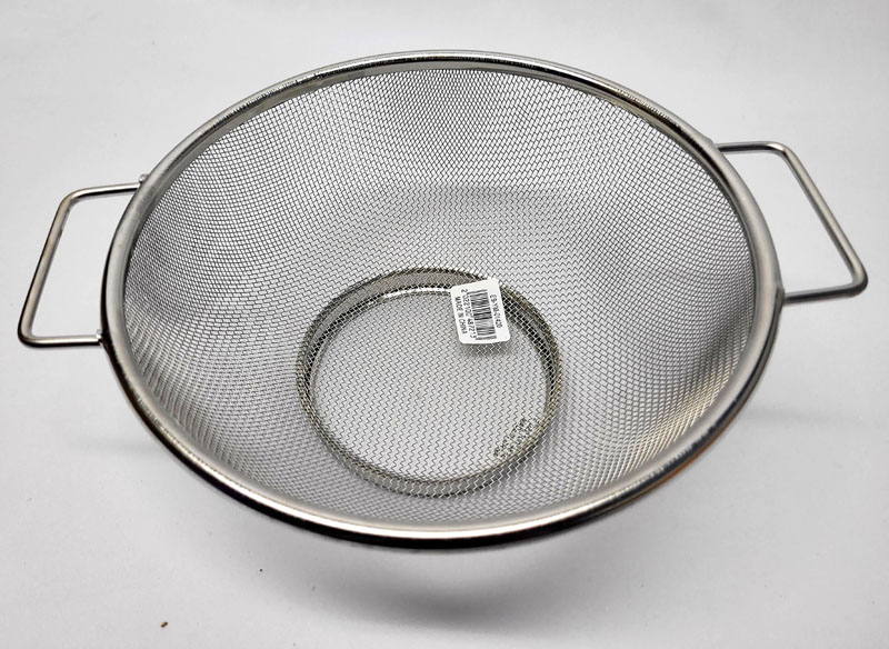 <span style='position: fixed;top: 500px;left: calc( 550px + (100vw - 600px)/2);'></span>
<table width='100%' border='0'>
  <tr>
    <td style='padding: 5px;width: 70%;background-color:#ec0d0d;vertical-align: middle;font-size:35px;height: 102px;border-radius: 20px;'>Strainer E9-YM-01420</td>
    <td class='watch' align='center' style='position: fixed; background-image:url(assets/price.png);background-size: cover;
    font-size: 45px;
    top: 645px;
    left: calc( 460px + (100vw - 600px)/2);
    width: 245px;
    height: 200px;
    text-align: -webkit-center;
    vertical-align: middle;'><div style='padding-top: 90px;transform: rotate(7deg);'><span>38.00  R</span></div></td>    
  </tr>
</table>