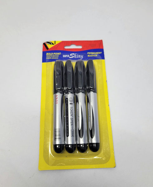 <span style='position: fixed;top: 500px;left: calc( 550px + (100vw - 600px)/2);'></span>
<table width='100%' border='0'>
  <tr>
    <td style='padding: 5px;width: 70%;background-color:#ec0d0d;vertical-align: middle;font-size:35px;height: 102px;border-radius: 20px;'>ANYI Token Spen 2004 4pc Permanent Marker</td>
    <td class='watch' align='center' style='position: fixed; background-image:url(assets/price.png);background-size: cover;
    font-size: 45px;
    top: 645px;
    left: calc( 460px + (100vw - 600px)/2);
    width: 245px;
    height: 200px;
    text-align: -webkit-center;
    vertical-align: middle;'><div style='padding-top: 90px;transform: rotate(7deg);'><span>13.00  R</span></div></td>    
  </tr>
</table>