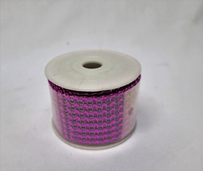 <span style='position: fixed;top: 500px;left: calc( 550px + (100vw - 600px)/2);'></span>
<table width='100%' border='0'>
  <tr>
    <td style='padding: 5px;width: 70%;background-color:#ec0d0d;vertical-align: middle;font-size:35px;height: 102px;border-radius: 20px;'>Lace Band Roll</td>
    <td class='watch' align='center' style='position: fixed; background-image:url(assets/price.png);background-size: cover;
    font-size: 45px;
    top: 645px;
    left: calc( 460px + (100vw - 600px)/2);
    width: 245px;
    height: 200px;
    text-align: -webkit-center;
    vertical-align: middle;'><div style='padding-top: 90px;transform: rotate(7deg);'><span>16.00  R</span></div></td>    
  </tr>
</table>