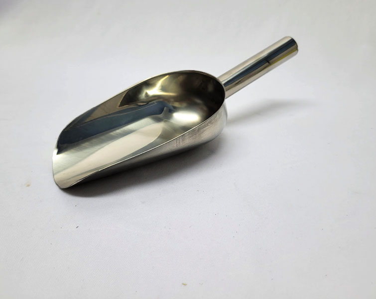 <span style='position: fixed;top: 500px;left: calc( 550px + (100vw - 600px)/2);'></span>
<table width='100%' border='0'>
  <tr>
    <td style='padding: 5px;width: 70%;background-color:#ec0d0d;vertical-align: middle;font-size:35px;height: 102px;border-radius: 20px;'>Metal Scoop 500g</td>
    <td class='watch' align='center' style='position: fixed; background-image:url(assets/price.png);background-size: cover;
    font-size: 45px;
    top: 645px;
    left: calc( 460px + (100vw - 600px)/2);
    width: 245px;
    height: 200px;
    text-align: -webkit-center;
    vertical-align: middle;'><div style='padding-top: 90px;transform: rotate(7deg);'><span>30.00  R</span></div></td>    
  </tr>
</table>