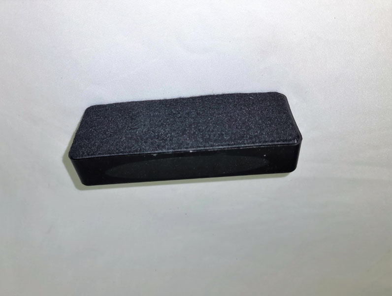 <span style='position: fixed;top: 500px;left: calc( 550px + (100vw - 600px)/2);'></span>
<table width='100%' border='0'>
  <tr>
    <td style='padding: 5px;width: 70%;background-color:#ec0d0d;vertical-align: middle;font-size:35px;height: 102px;border-radius: 20px;'>Black Board Duster</td>
    <td class='watch' align='center' style='position: fixed; background-image:url(assets/price.png);background-size: cover;
    font-size: 45px;
    top: 645px;
    left: calc( 460px + (100vw - 600px)/2);
    width: 245px;
    height: 200px;
    text-align: -webkit-center;
    vertical-align: middle;'><div style='padding-top: 90px;transform: rotate(7deg);'><span>13.00  R</span></div></td>    
  </tr>
</table>