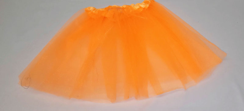 <span style='position: fixed;top: 500px;left: calc( 550px + (100vw - 600px)/2);'></span>
<table width='100%' border='0'>
  <tr>
    <td style='padding: 5px;width: 70%;background-color:#ec0d0d;vertical-align: middle;font-size:35px;height: 102px;border-radius: 20px;'>Tutu Skirt</td>
    <td class='watch' align='center' style='position: fixed; background-image:url(assets/price.png);background-size: cover;
    font-size: 45px;
    top: 645px;
    left: calc( 460px + (100vw - 600px)/2);
    width: 245px;
    height: 200px;
    text-align: -webkit-center;
    vertical-align: middle;'><div style='padding-top: 90px;transform: rotate(7deg);'><span>36.00  R</span></div></td>    
  </tr>
</table>