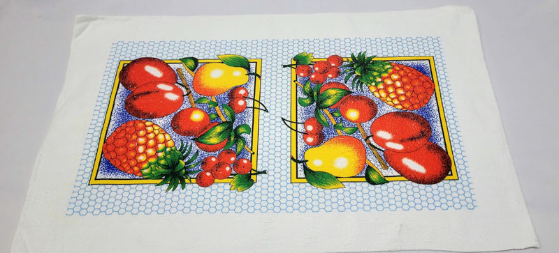 <span style='position: fixed;top: 500px;left: calc( 550px + (100vw - 600px)/2);'></span>
<table width='100%' border='0'>
  <tr>
    <td style='padding: 5px;width: 70%;background-color:#ec0d0d;vertical-align: middle;font-size:35px;height: 102px;border-radius: 20px;'>White Cloth fruit designs 62x39cm</td>
    <td class='watch' align='center' style='position: fixed; background-image:url(assets/price.png);background-size: cover;
    font-size: 45px;
    top: 645px;
    left: calc( 460px + (100vw - 600px)/2);
    width: 245px;
    height: 200px;
    text-align: -webkit-center;
    vertical-align: middle;'><div style='padding-top: 90px;transform: rotate(7deg);'><span>28.00  R</span></div></td>    
  </tr>
</table>