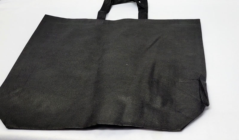 <span style='position: fixed;top: 500px;left: calc( 550px + (100vw - 600px)/2);'></span>
<table width='100%' border='0'>
  <tr>
    <td style='padding: 5px;width: 70%;background-color:#ec0d0d;vertical-align: middle;font-size:35px;height: 102px;border-radius: 20px;'>Black Grocery Bag 44x40cm</td>
    <td class='watch' align='center' style='position: fixed; background-image:url(assets/price.png);background-size: cover;
    font-size: 45px;
    top: 645px;
    left: calc( 460px + (100vw - 600px)/2);
    width: 245px;
    height: 200px;
    text-align: -webkit-center;
    vertical-align: middle;'><div style='padding-top: 90px;transform: rotate(7deg);'><span>10.00  R</span></div></td>    
  </tr>
</table>