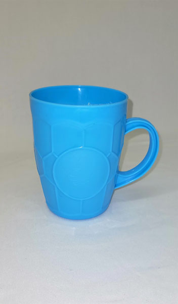 <span style='position: fixed;top: 500px;left: calc( 550px + (100vw - 600px)/2);'></span>
<table width='100%' border='0'>
  <tr>
    <td style='padding: 5px;width: 70%;background-color:#ec0d0d;vertical-align: middle;font-size:35px;height: 102px;border-radius: 20px;'>Thumbs Up Mug ASP855</td>
    <td class='watch' align='center' style='position: fixed; background-image:url(assets/price.png);background-size: cover;
    font-size: 45px;
    top: 645px;
    left: calc( 460px + (100vw - 600px)/2);
    width: 245px;
    height: 200px;
    text-align: -webkit-center;
    vertical-align: middle;'><div style='padding-top: 90px;transform: rotate(7deg);'><span>5.00  R</span></div></td>    
  </tr>
</table>
