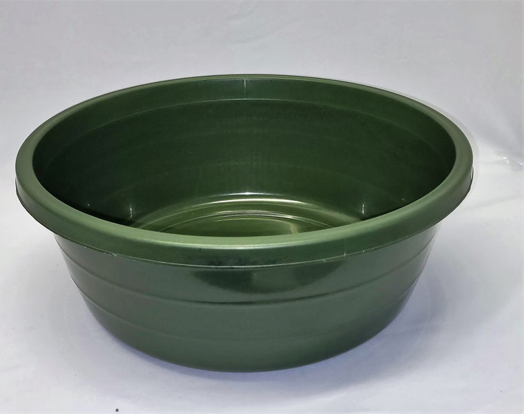 <span style='position: fixed;top: 500px;left: calc( 550px + (100vw - 600px)/2);'></span>
<table width='100%' border='0'>
  <tr>
    <td style='padding: 5px;width: 70%;background-color:#ec0d0d;vertical-align: middle;font-size:35px;height: 102px;border-radius: 20px;'>47cm Basin Basics Mol022</td>
    <td class='watch' align='center' style='position: fixed; background-image:url(assets/price.png);background-size: cover;
    font-size: 45px;
    top: 645px;
    left: calc( 460px + (100vw - 600px)/2);
    width: 245px;
    height: 200px;
    text-align: -webkit-center;
    vertical-align: middle;'><div style='padding-top: 90px;transform: rotate(7deg);'><span>30.00  R</span></div></td>    
  </tr>
</table>