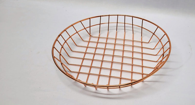 <span style='position: fixed;top: 500px;left: calc( 550px + (100vw - 600px)/2);'></span>
<table width='100%' border='0'>
  <tr>
    <td style='padding: 5px;width: 70%;background-color:#ec0d0d;vertical-align: middle;font-size:35px;height: 102px;border-radius: 20px;'>Rose Gold Round Stainless Steel Basket  Sunsign</td>
    <td class='watch' align='center' style='position: fixed; background-image:url(assets/price.png);background-size: cover;
    font-size: 45px;
    top: 645px;
    left: calc( 460px + (100vw - 600px)/2);
    width: 245px;
    height: 200px;
    text-align: -webkit-center;
    vertical-align: middle;'><div style='padding-top: 90px;transform: rotate(7deg);'><span>46.00  R</span></div></td>    
  </tr>
</table>