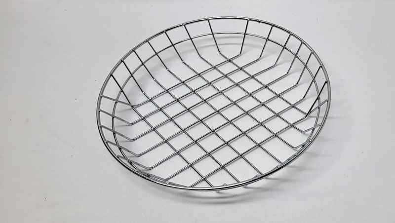 <span style='position: fixed;top: 500px;left: calc( 550px + (100vw - 600px)/2);'></span>
<table width='100%' border='0'>
  <tr>
    <td style='padding: 5px;width: 70%;background-color:#ec0d0d;vertical-align: middle;font-size:35px;height: 102px;border-radius: 20px;'>Silver Round Stainless Steel Basket</td>
    <td class='watch' align='center' style='position: fixed; background-image:url(assets/price.png);background-size: cover;
    font-size: 45px;
    top: 645px;
    left: calc( 460px + (100vw - 600px)/2);
    width: 245px;
    height: 200px;
    text-align: -webkit-center;
    vertical-align: middle;'><div style='padding-top: 90px;transform: rotate(7deg);'><span>40.00  R</span></div></td>    
  </tr>
</table>