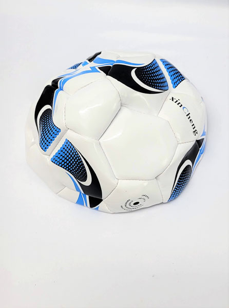 <span style='position: fixed;top: 500px;left: calc( 550px + (100vw - 600px)/2);'></span>
<table width='100%' border='0'>
  <tr>
    <td style='padding: 5px;width: 70%;background-color:#ec0d0d;vertical-align: middle;font-size:35px;height: 102px;border-radius: 20px;'>Xin Cheng Soccer Ball</td>
    <td class='watch' align='center' style='position: fixed; background-image:url(assets/price.png);background-size: cover;
    font-size: 45px;
    top: 645px;
    left: calc( 460px + (100vw - 600px)/2);
    width: 245px;
    height: 200px;
    text-align: -webkit-center;
    vertical-align: middle;'><div style='padding-top: 90px;transform: rotate(7deg);'><span>70.00  R</span></div></td>    
  </tr>
</table>
