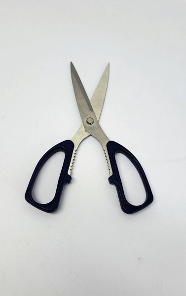 <span style='position: fixed;top: 500px;left: calc( 550px + (100vw - 600px)/2);'></span>
<table width='100%' border='0'>
  <tr>
    <td style='padding: 5px;width: 70%;background-color:#ec0d0d;vertical-align: middle;font-size:35px;height: 102px;border-radius: 20px;'>Hongjie Powerful Scissors HJ-026</td>
    <td class='watch' align='center' style='position: fixed; background-image:url(assets/price.png);background-size: cover;
    font-size: 45px;
    top: 645px;
    left: calc( 460px + (100vw - 600px)/2);
    width: 245px;
    height: 200px;
    text-align: -webkit-center;
    vertical-align: middle;'><div style='padding-top: 90px;transform: rotate(7deg);'><span>24.00  R</span></div></td>    
  </tr>
</table>