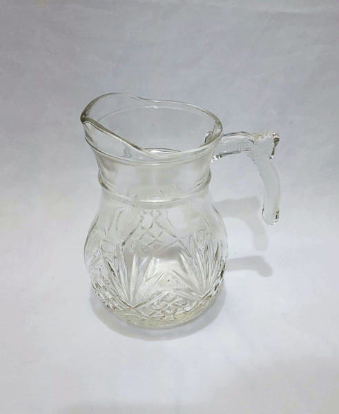 <span style='position: fixed;top: 500px;left: calc( 550px + (100vw - 600px)/2);'></span>
<table width='100%' border='0'>
  <tr>
    <td style='padding: 5px;width: 70%;background-color:#ec0d0d;vertical-align: middle;font-size:35px;height: 102px;border-radius: 20px;'>Dream Field Glass Jug Small</td>
    <td class='watch' align='center' style='position: fixed; background-image:url(assets/price.png);background-size: cover;
    font-size: 45px;
    top: 645px;
    left: calc( 460px + (100vw - 600px)/2);
    width: 245px;
    height: 200px;
    text-align: -webkit-center;
    vertical-align: middle;'><div style='padding-top: 90px;transform: rotate(7deg);'><span>25.00  R</span></div></td>    
  </tr>
</table>